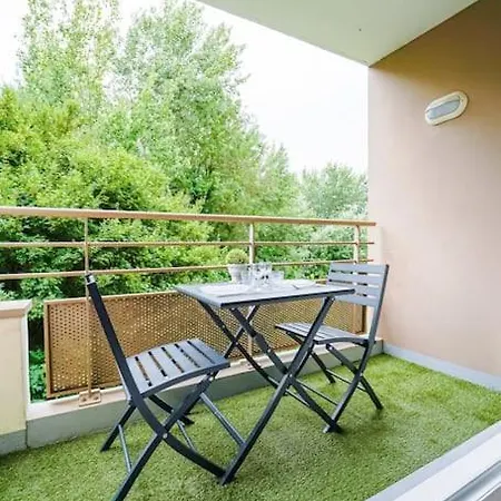 Apartment 10mn Parking Prive *